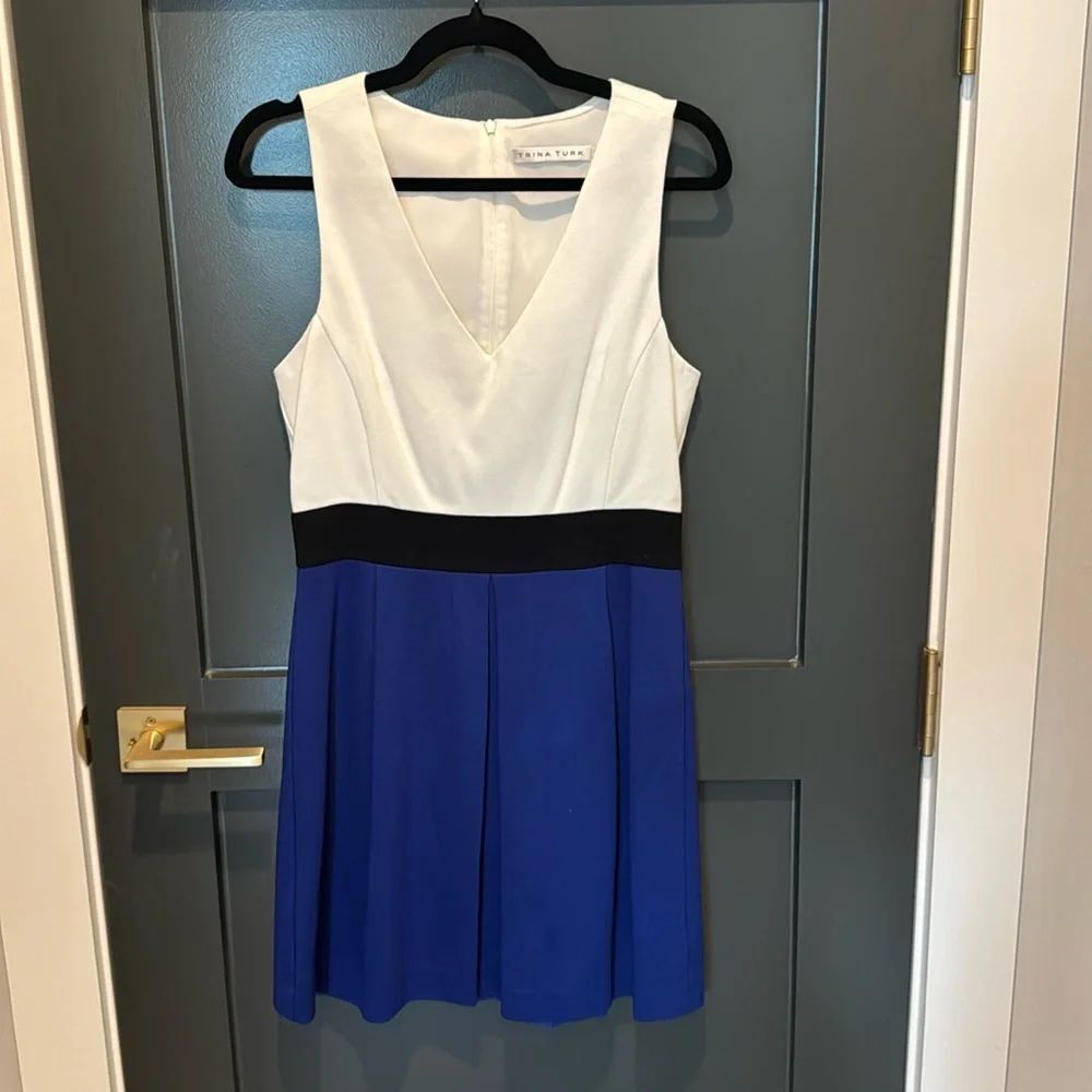 Trina Turk Dress Size 8-NWOT
